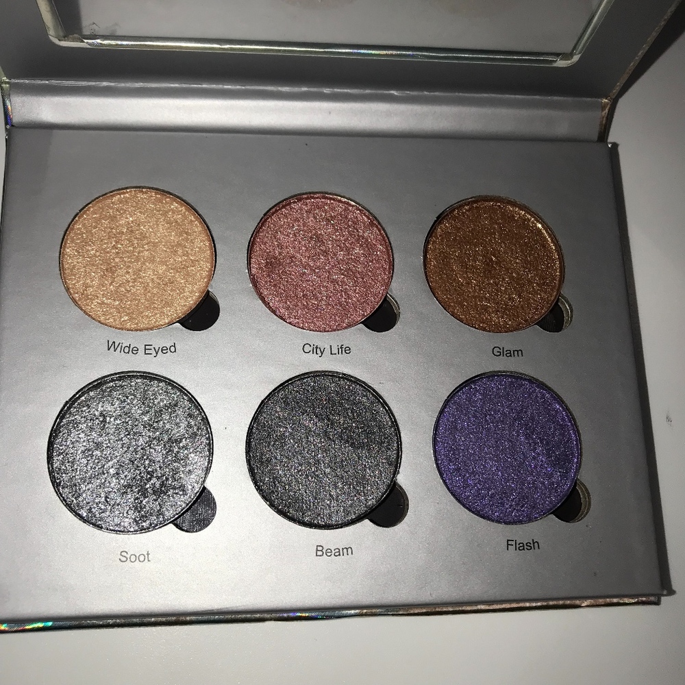 Shimmer Shadows - Picture 2 of 2